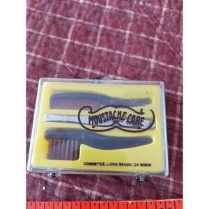 Vtg Cosmetco Moustache Care Brush & Comb Kit Long Beach Plastic Case 3.5”